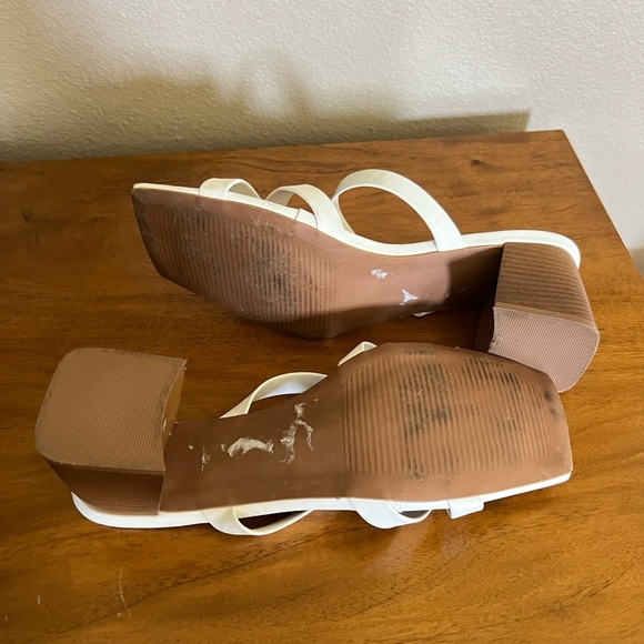 ASOS Design Block Heel Strappy White Sandals - Picture 5 of 9